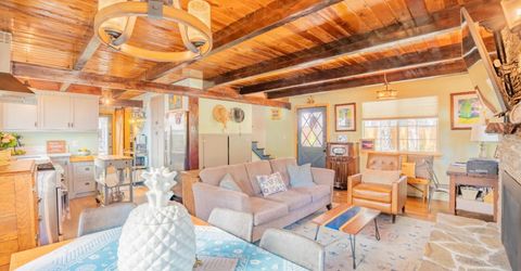 952 Linda Avenue, South Lake Tahoe, CA 96150 Photo