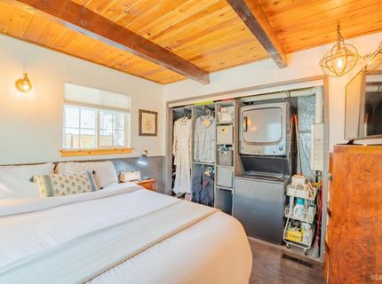952 Linda Avenue, South Lake Tahoe, CA 96150 Photo