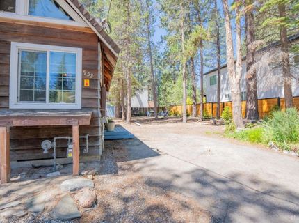 952 Linda Avenue, South Lake Tahoe, CA 96150 Photo