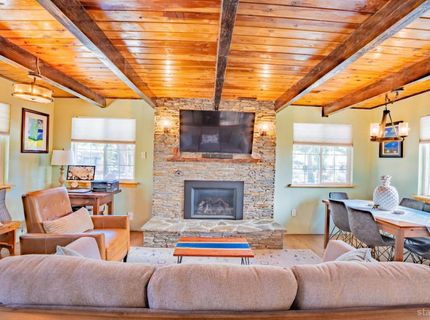 952 Linda Avenue, South Lake Tahoe, CA 96150 Photo