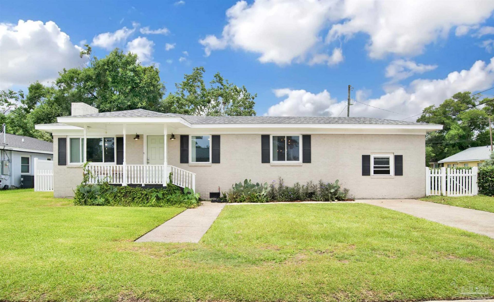 201 S C St, Pensacola, FL 32502 Main Photo