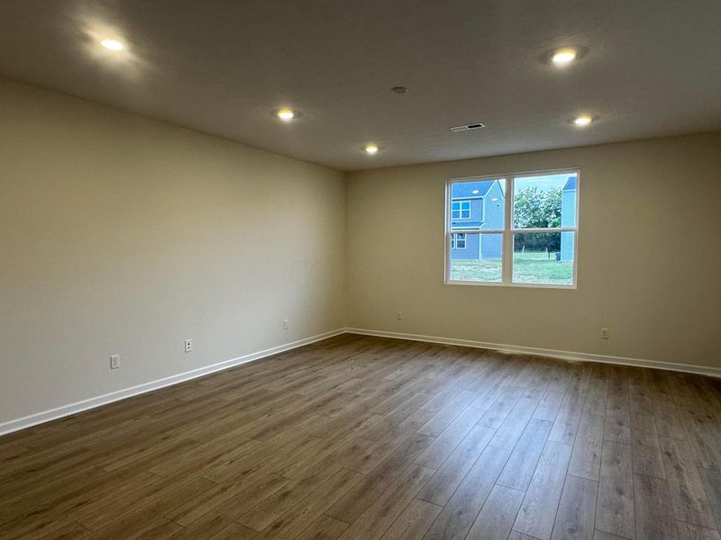 333 Honeysuckle Street, Unit Lot 318, South Bloomfield, OH 43103 Photo 7