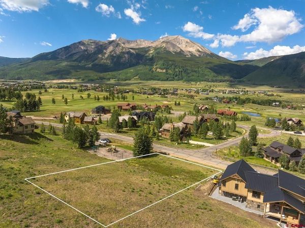 400 Country Club Drive, Crested Butte, CO 81224