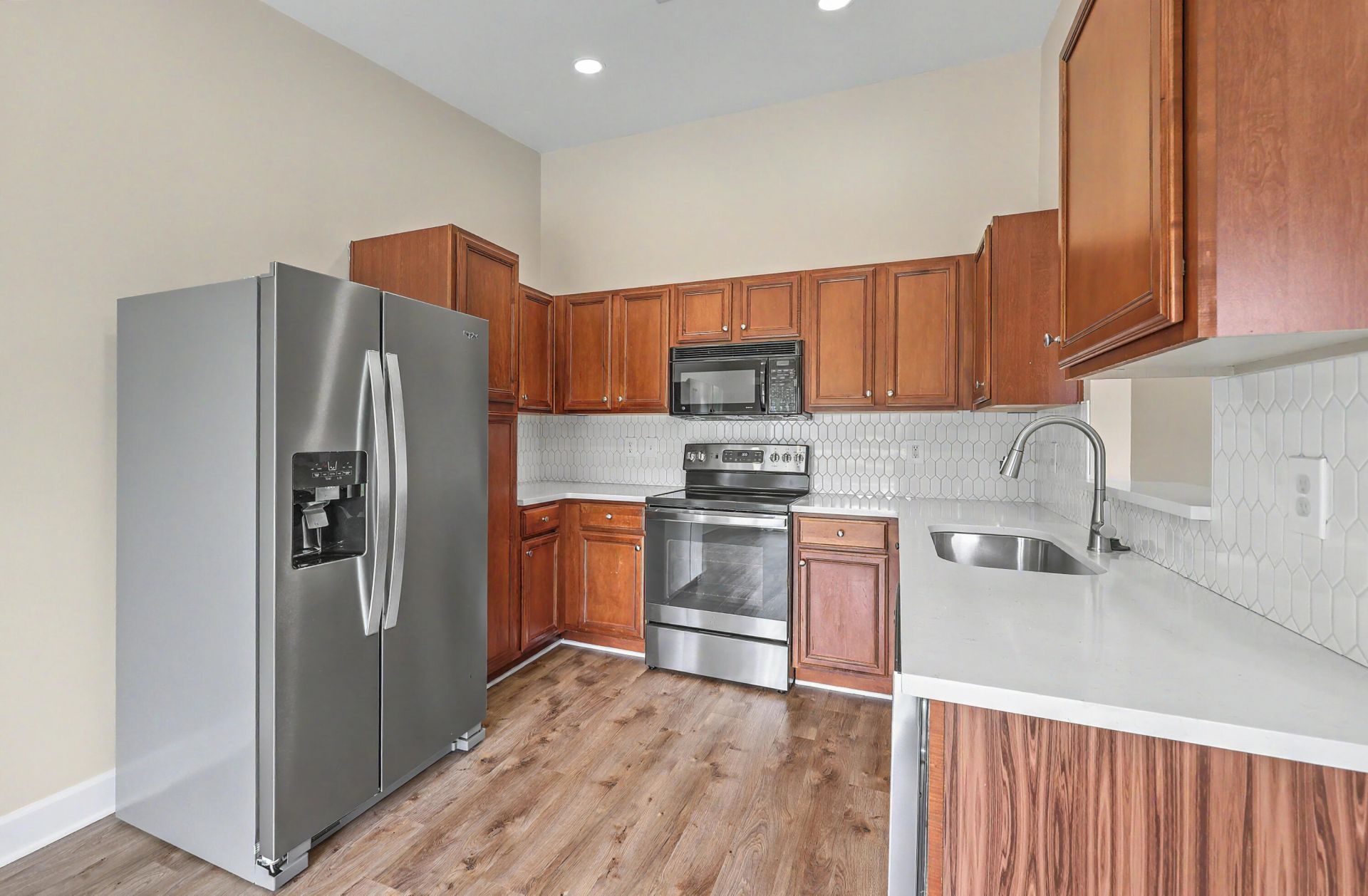 243 Dunning Road Photo 14