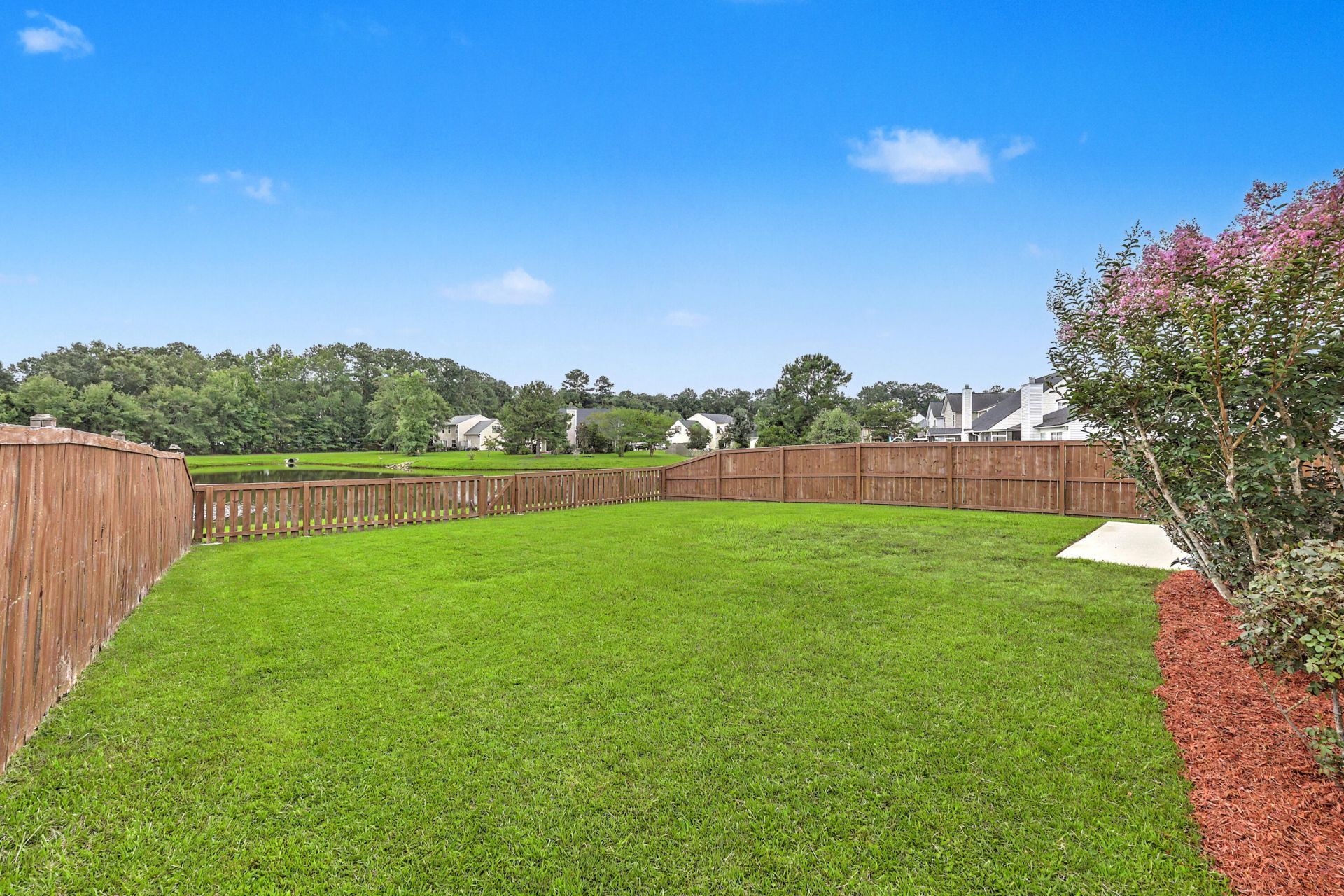 243 Dunning Road Photo 30