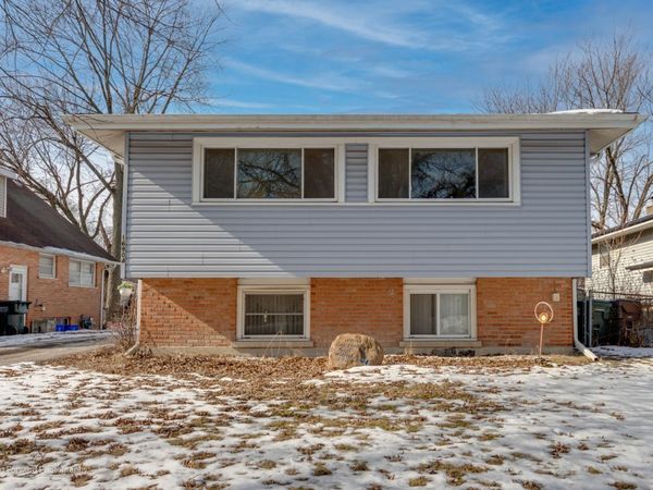 16904 Old Elm Drive, Country Club Hills, IL 60478