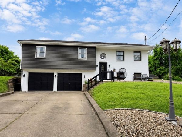 694 6th St, West Pittsburg, PA 16160