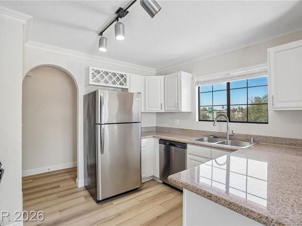 2700 N Rainbow Boulevard, Unit 2136, Las Vegas, NV 89108
