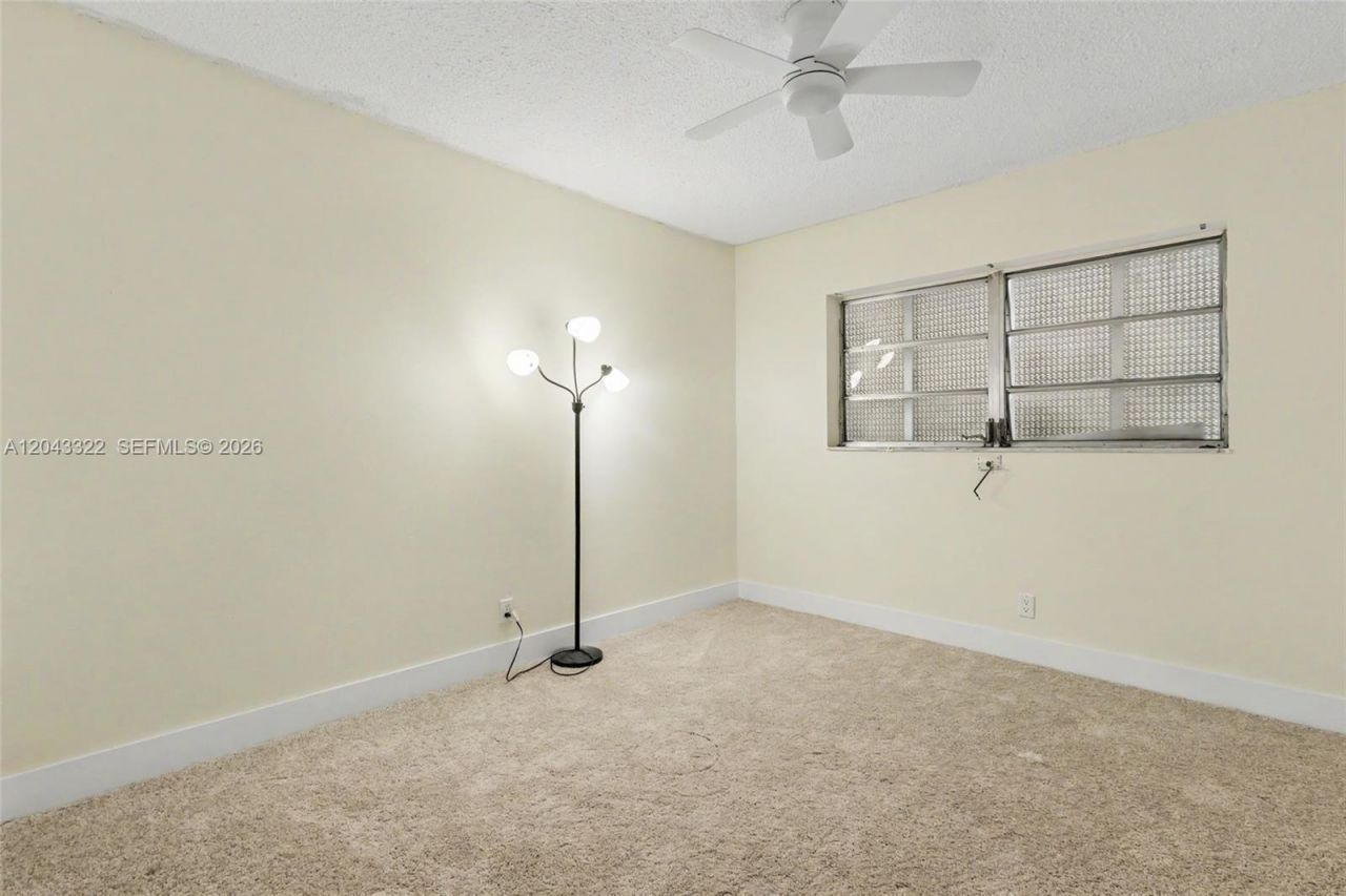 5300 Washington St , Unit K229, Hollywood, FL 33021 Photo