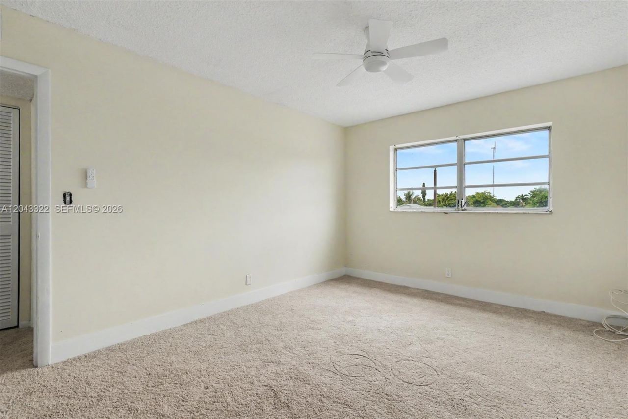 5300 Washington St , Unit K229, Hollywood, FL 33021 Photo