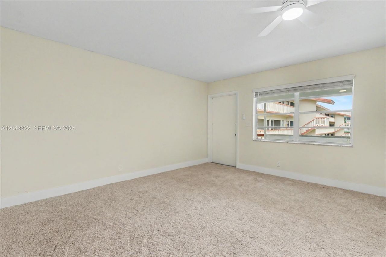 5300 Washington St , Unit K229, Hollywood, FL 33021 Photo