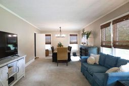 210 Jasmine Drive photo 4