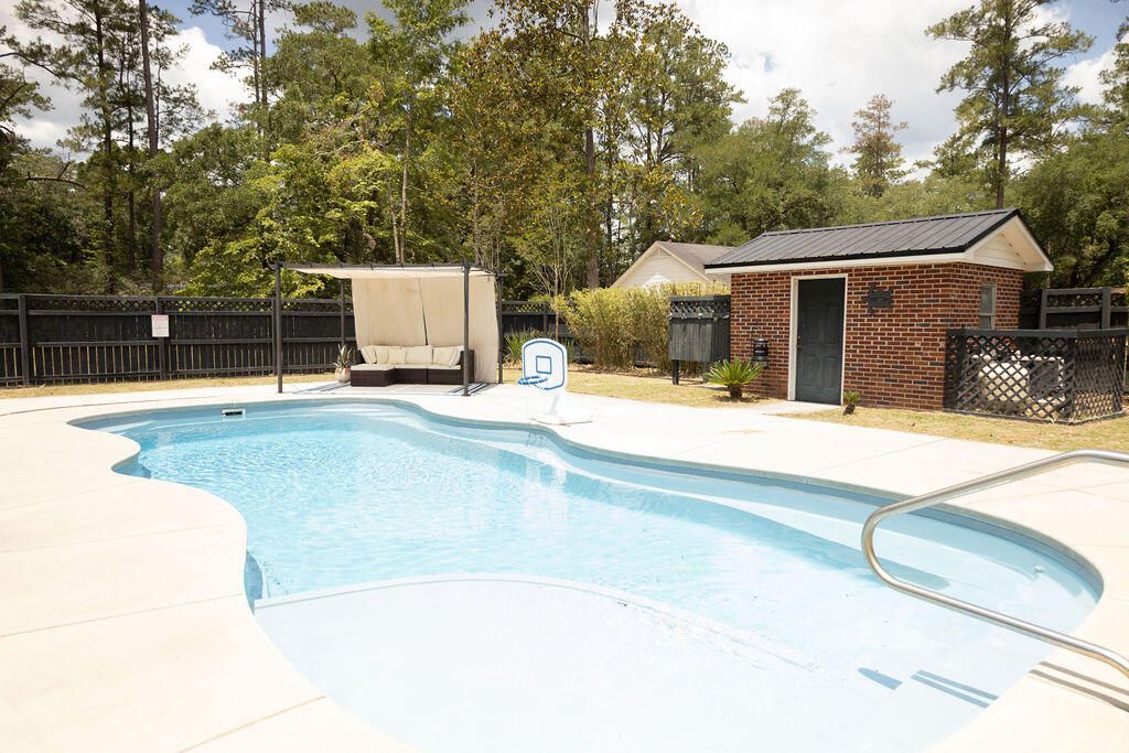 210 Jasmine Drive Photo 44
