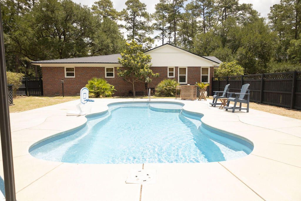 210 Jasmine Drive Photo 47