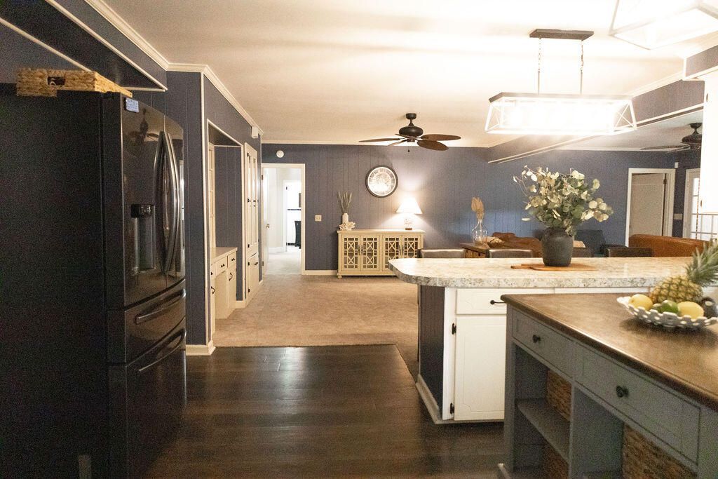 210 Jasmine Drive Photo 5
