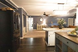 210 Jasmine Drive photo 4