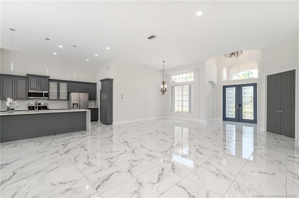 1812 SE Killean Court, Port Saint Lucie, FL 34952 Photo