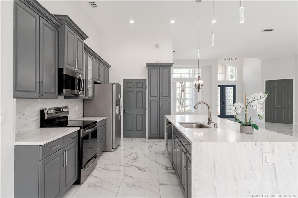 1812 SE Killean Court, Port Saint Lucie, FL 34952 Photo