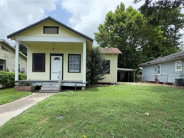 1236 ROUSSELL Street , Houma, LA 70360