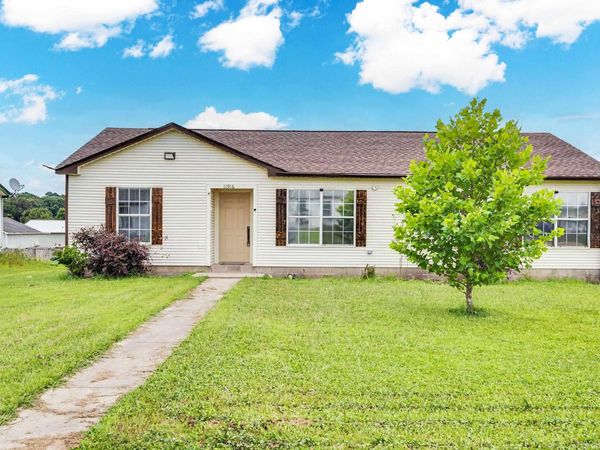 11916 KRESTRIDGE DR , Little Rock, AR 72103