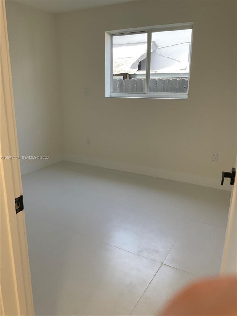 2315 NW 3rd St , Miami, FL 33125 Photo
