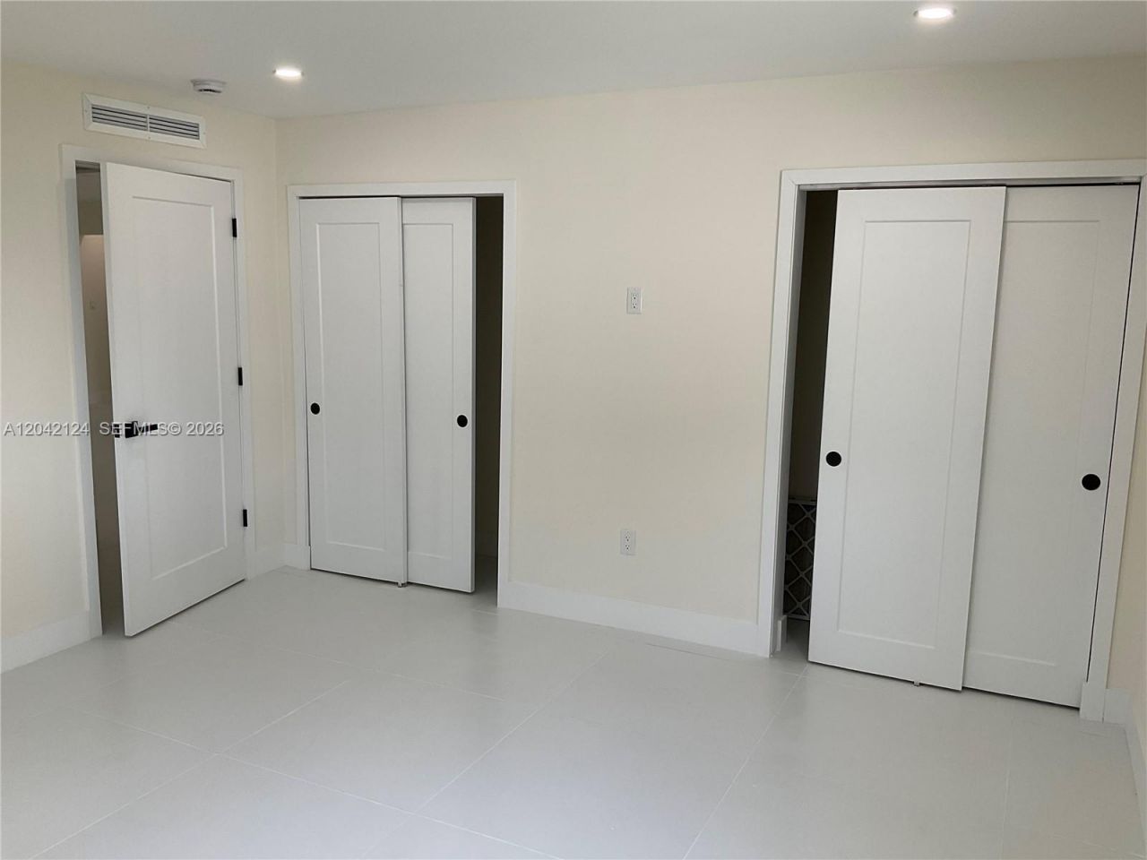 2315 NW 3rd St , Miami, FL 33125 Photo