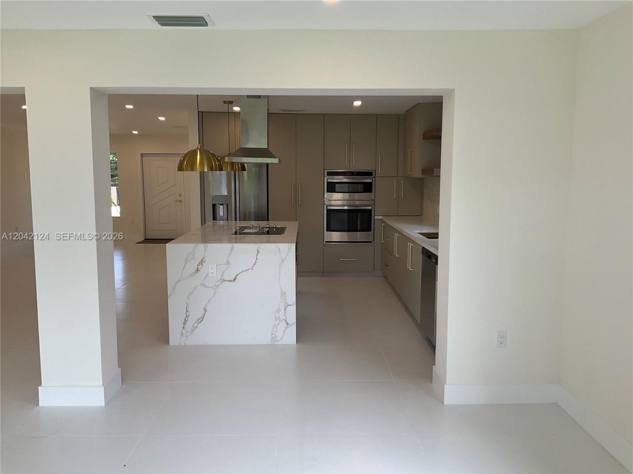 2315 NW 3rd St , Miami, FL 33125 Photo