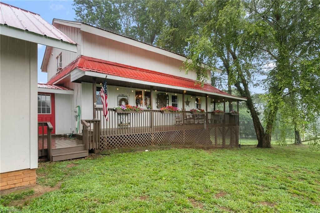 3993 Level Plains Road, Sophia, NC 27350 Main Photo