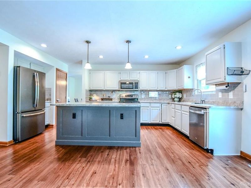 2435 Dutch Mill Drive, Fairborn, OH 45324 Photo 14