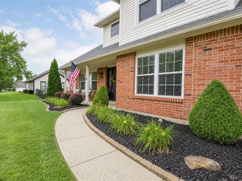 2435 Dutch Mill Drive, Fairborn, OH 45324 Photo 2