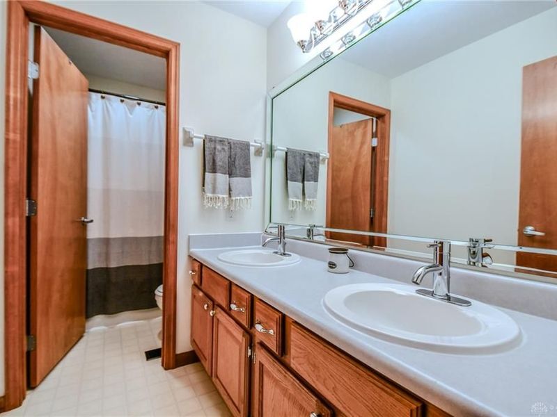 2435 Dutch Mill Drive, Fairborn, OH 45324 Photo 21
