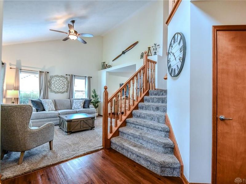 2435 Dutch Mill Drive, Fairborn, OH 45324 Photo 3