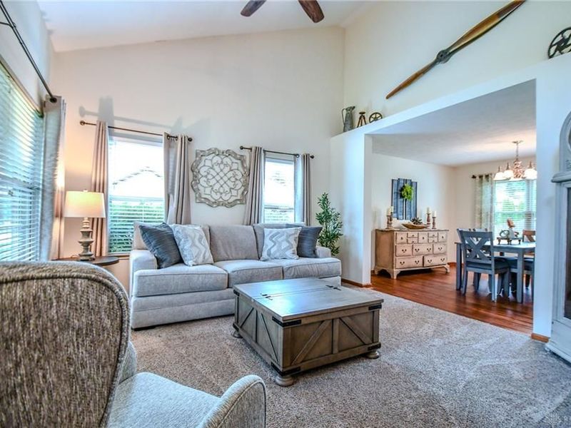 2435 Dutch Mill Drive, Fairborn, OH 45324 Photo 8