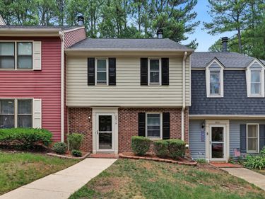 5519 Hamstead Crossing, Raleigh, NC 27612