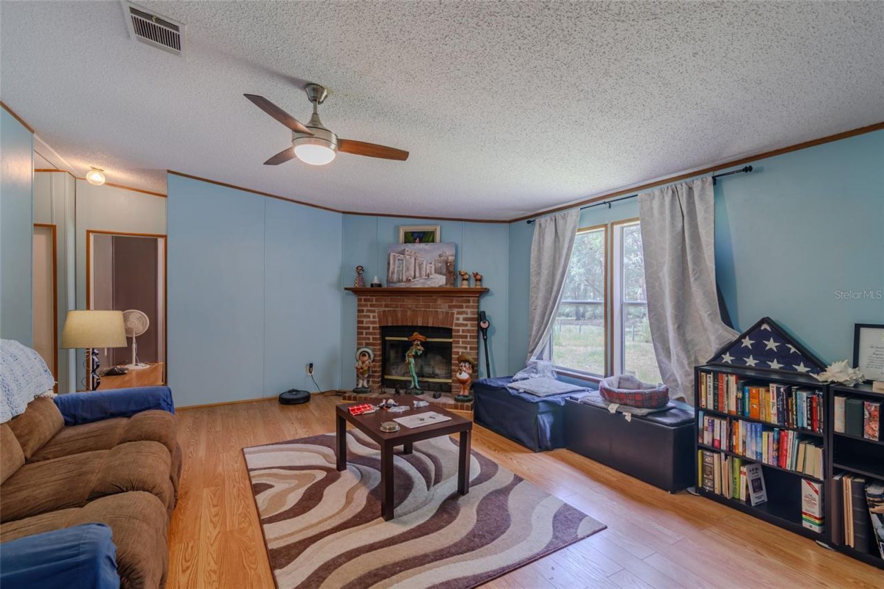 19050 NE 3rd Court , Citra, FL 32113 Photo