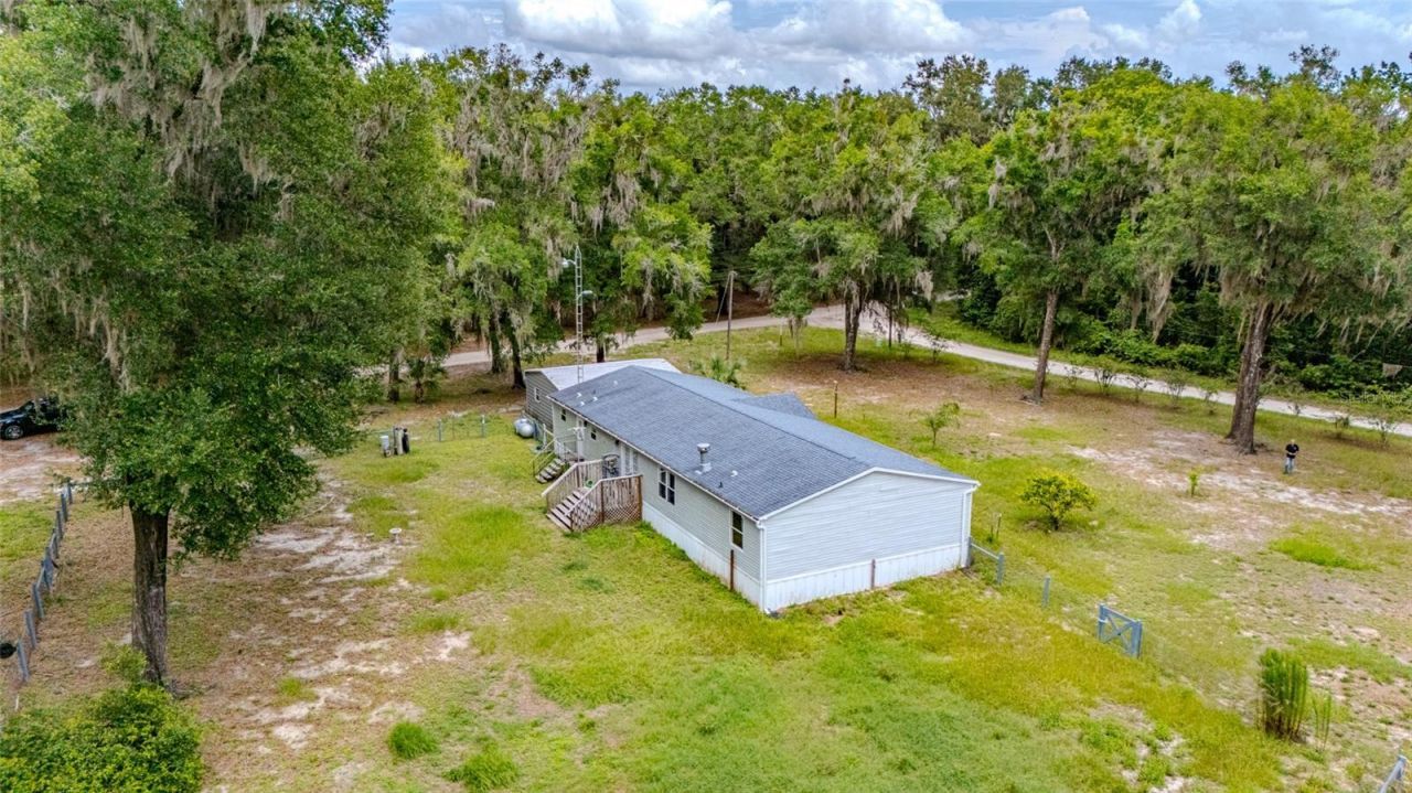 19050 NE 3rd Court , Citra, FL 32113 Photo