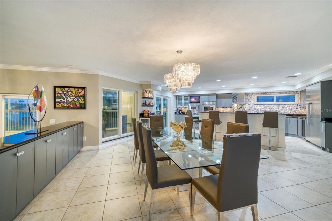 101 Harrison Avenue, Belleair Beach, FL 33786 Photo