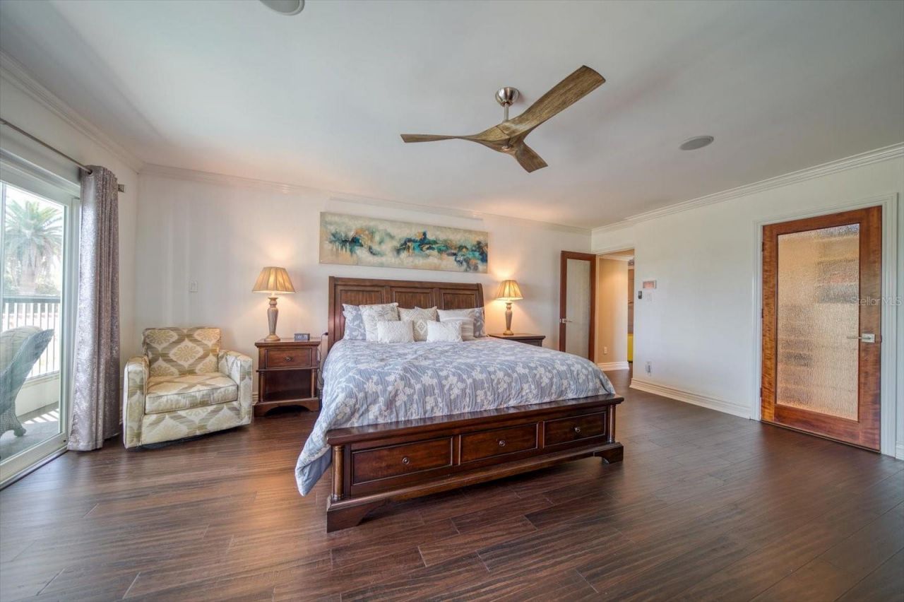 101 Harrison Avenue, Belleair Beach, FL 33786 Photo