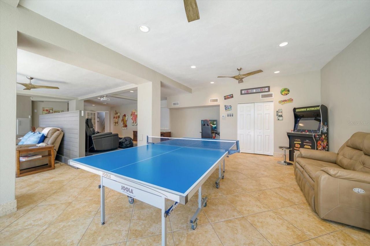 101 Harrison Avenue, Belleair Beach, FL 33786 Photo