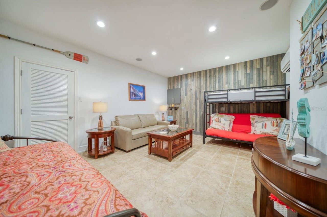 101 Harrison Avenue, Belleair Beach, FL 33786 Photo