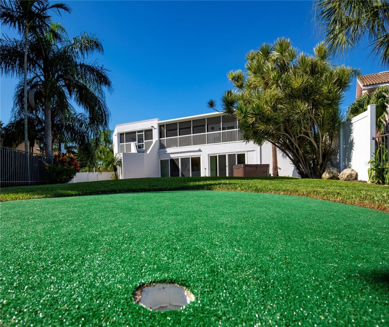 101 Harrison Avenue, Belleair Beach, FL 33786 Photo