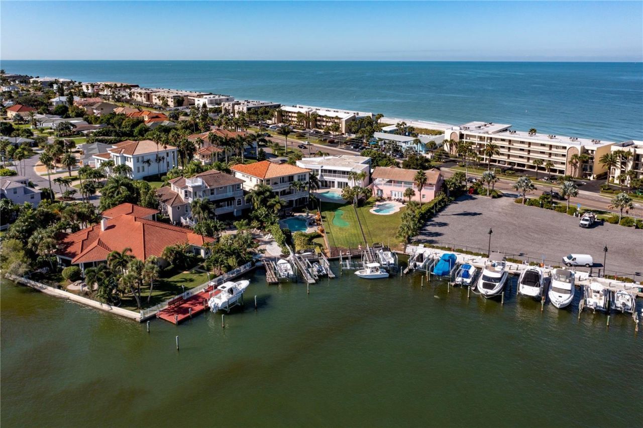 101 Harrison Avenue, Belleair Beach, FL 33786 Photo