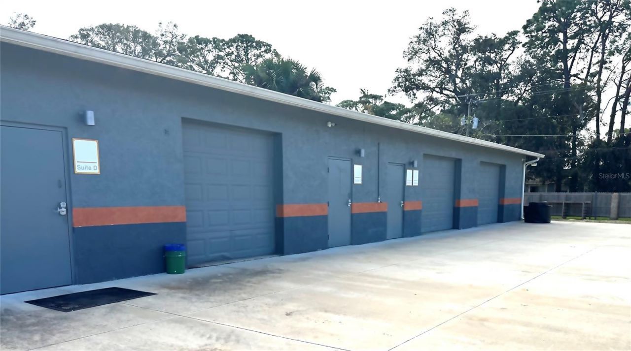 2724 Hibiscus Drive, Edgewater, FL 32141 Photo