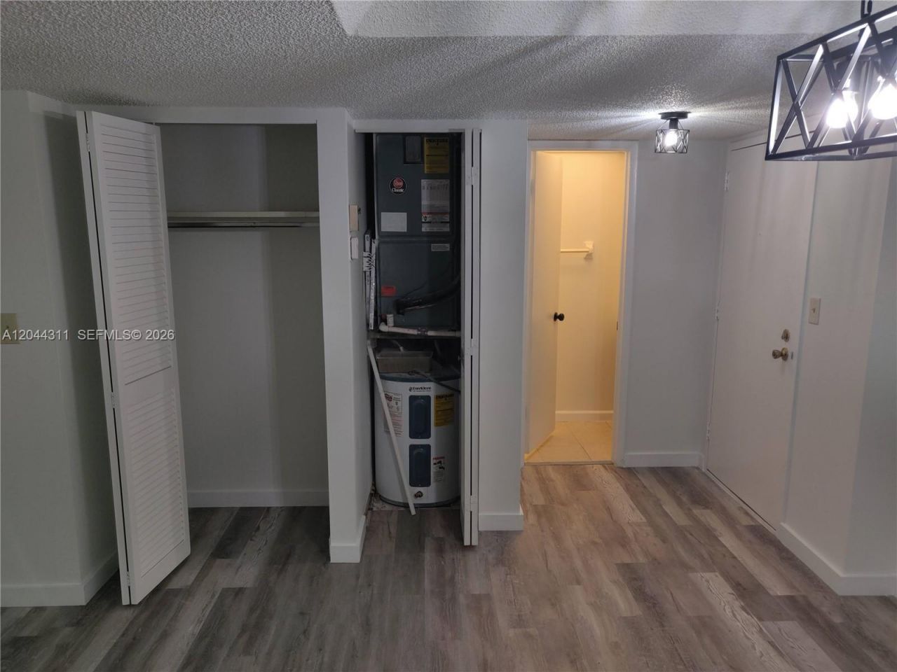 3750 Inverrary Dr , Unit 2Q, Lauderhill, FL 33319 Photo