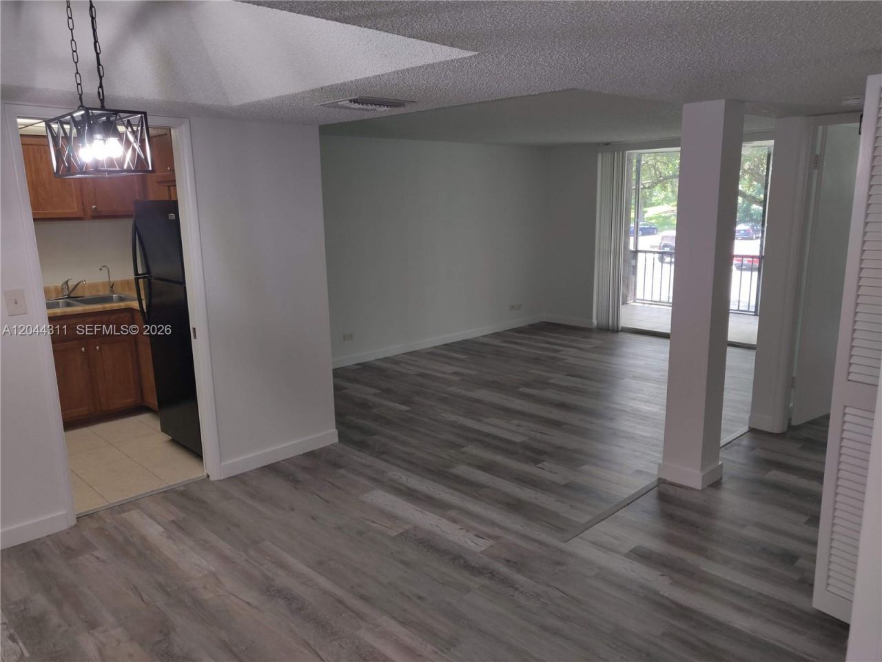 3750 Inverrary Dr , Unit 2Q, Lauderhill, FL 33319 Photo
