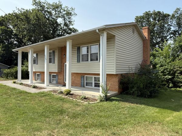2766 Fletcher ST, Salem, VA 24153