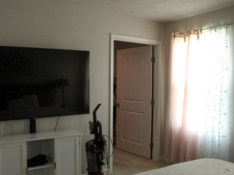 5901 Cresting Drive, Middletown, OH 45005 Photo 17