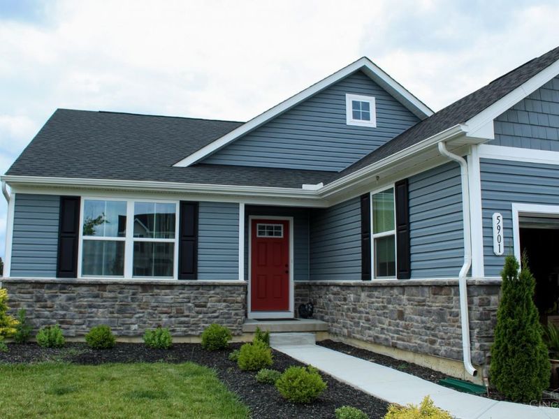 5901 Cresting Drive, Middletown, OH 45005 Photo 2