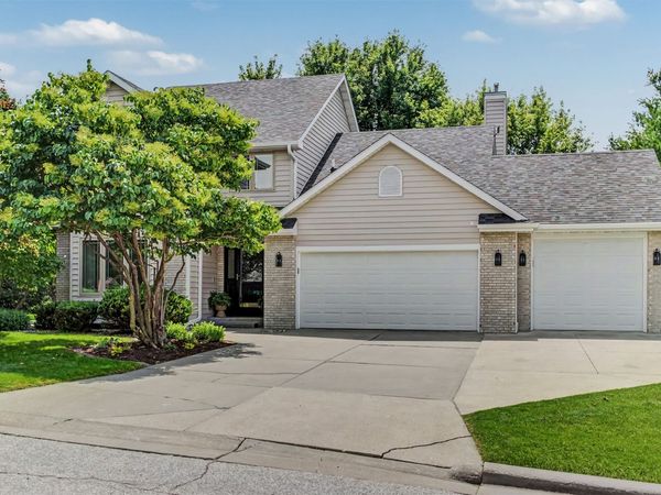 3020 Redbud Circle, Ames, IA 50014