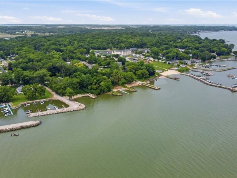 2327 S Oak Knoll Drive, Lakeside Marblehead, OH 43440 Photo 27